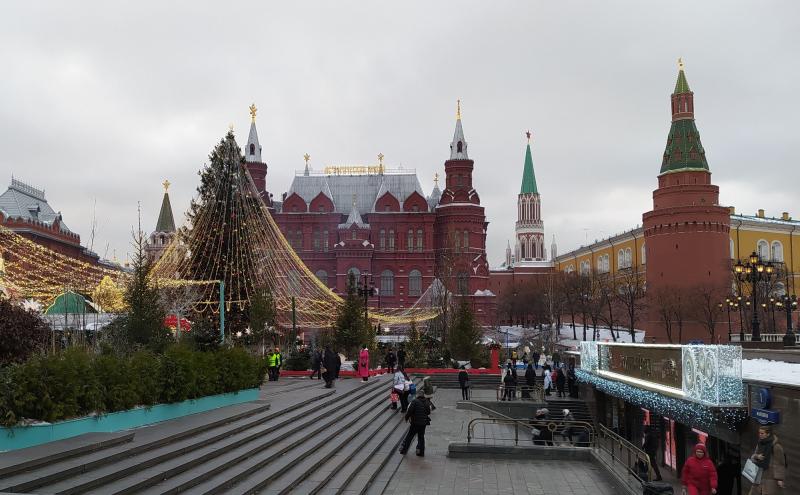 Манежная площадь. Путешествие в Рождество