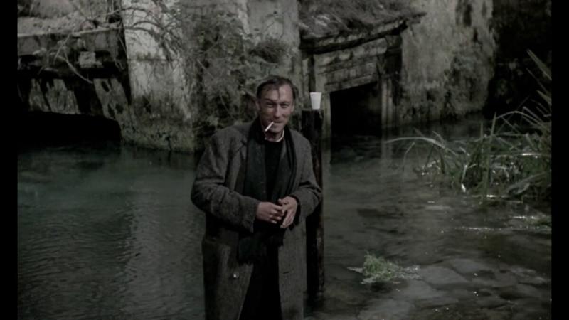Кадр из фильма Ностальгия