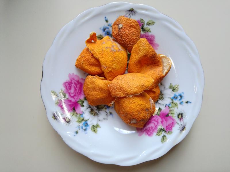 Мандариновые корочки. Фото автора